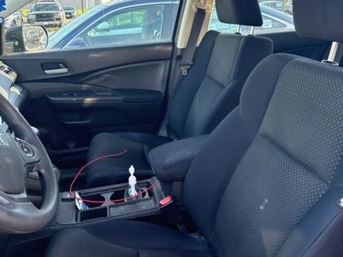 Used 2015 Honda CR-V LX image 5