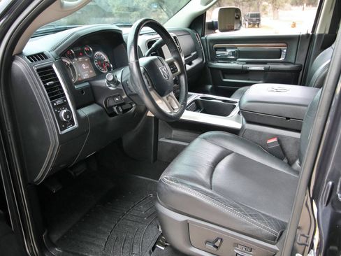 Used 2016 RAM 2500 Laramie image 21