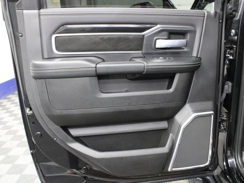 Used 2022 RAM 2500 Laramie AWD/4WD image 63