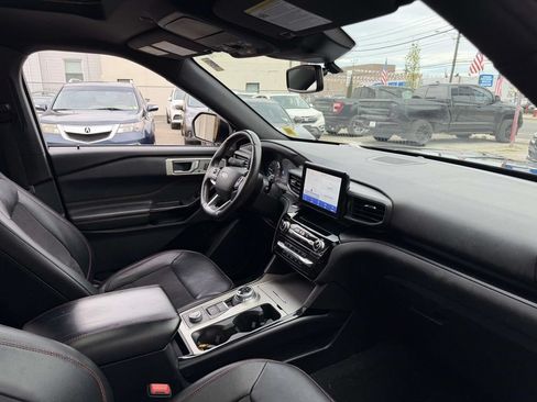 Used 2022 Ford Explorer ST-Line AWD/4WD image 13