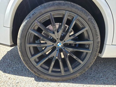 Used 2021 BMW X5 M50i w/ Executive Package AWD/4WD image 34
