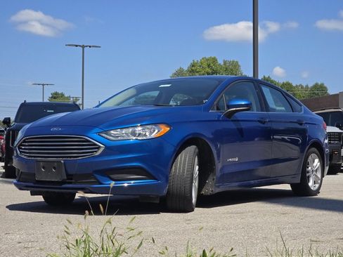 Used 2018 Ford Fusion S FWD image 9
