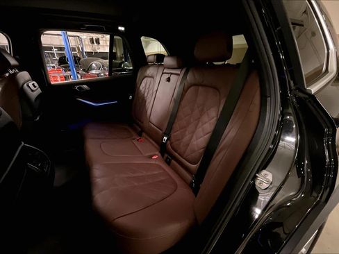 Used 2025 BMW X5 xDrive40i image 20