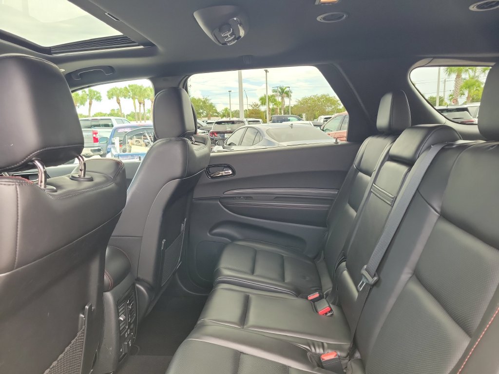Used 2025 Dodge Durango GT AWD/4WD image 25