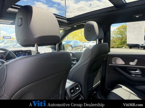 Certified 2025 Mercedes-Benz GLS 450 4MATIC image 21