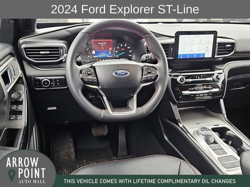 Used 2024 Ford Explorer ST-Line w/ Class IV Trailer Tow Package RWD image 20