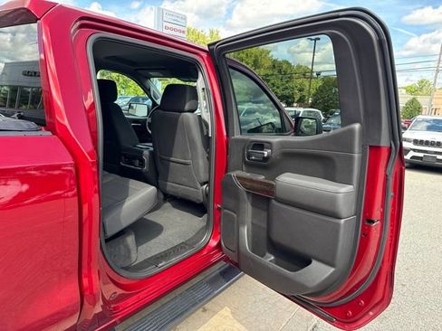 Used 2022 GMC Sierra 1500 Elevation w/ Preferred Package AWD/4WD image 14