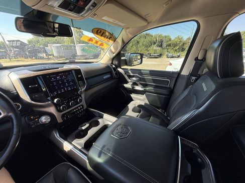 Used 2019 RAM 1500 Laramie AWD/4WD image 51