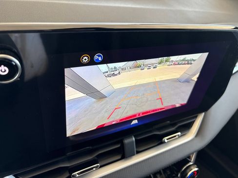 New 2026 Chevrolet Equinox LT w/ Convenience Package II FWD image 23