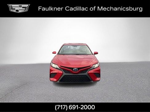 Used 2020 Toyota Camry SE image 12