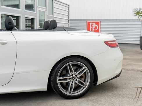 Used 2018 Mercedes-Benz E 400 Cabriolet w/ Premium 3 Package image 5
