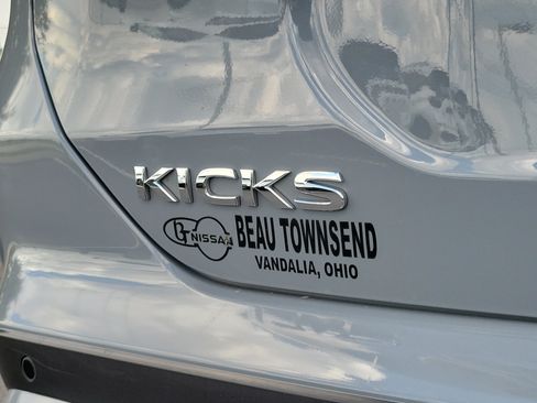 Certified 2024 Nissan Kicks SR w/ SR Premium Package FWD image 6