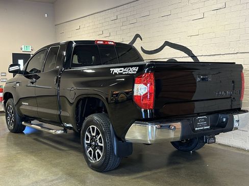 Used 2016 Toyota Tundra SR5 w/ TRD Off Road Package AWD/4WD image 6