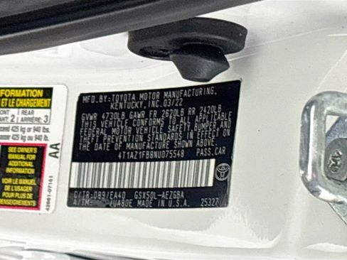 Used 2022 Toyota Avalon XLE w/ Moonroof Package image 26