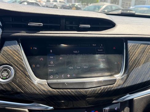Used 2022 Cadillac XT6 Premium Luxury FWD image 22