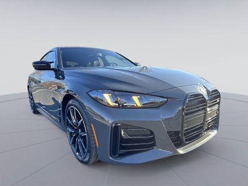 New 2026 BMW M440i w/ Premium Package image 3