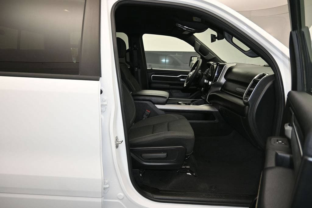 Used 2025 RAM 1500 Big Horn AWD/4WD image 27