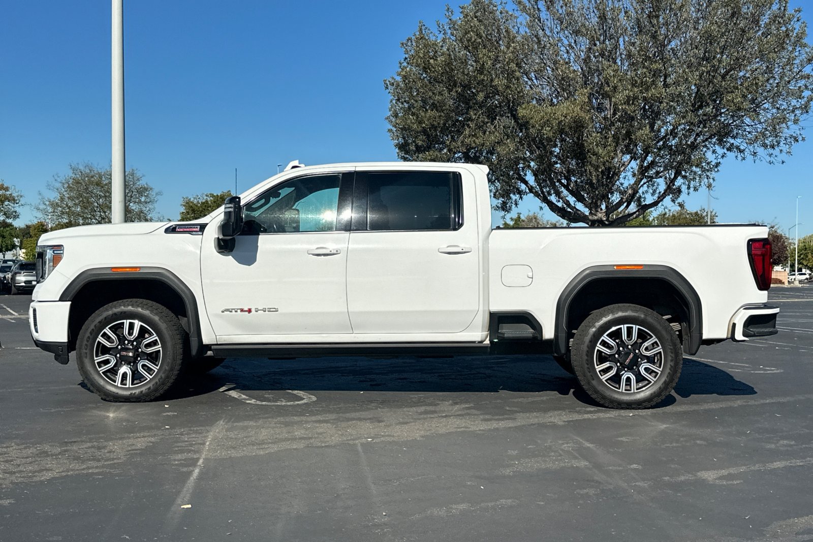 Used 2023 GMC Sierra 3500 AT4 w/ AT4 Premium Plus Package AWD/4WD image 7