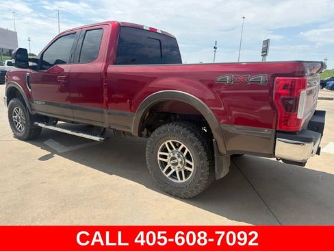 Used 2017 Ford F250 Lariat w/ Lariat Value Package AWD/4WD image 5