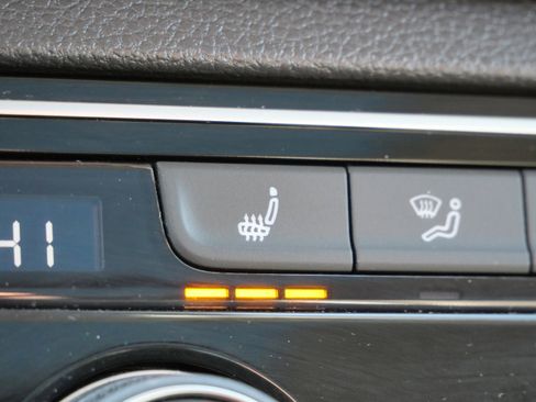 Certified 2023 Volkswagen Atlas SEL AWD/4WD image 30
