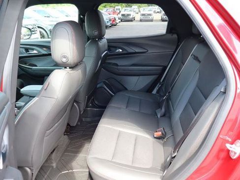 Used 2021 Chevrolet TrailBlazer RS w/ Convenience Package FWD image 12