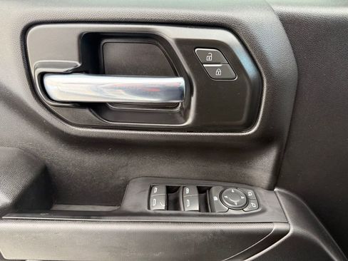 Used 2022 Chevrolet Silverado 1500 Custom RWD image 32