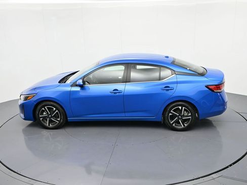 Used 2024 Nissan Sentra SV image 19