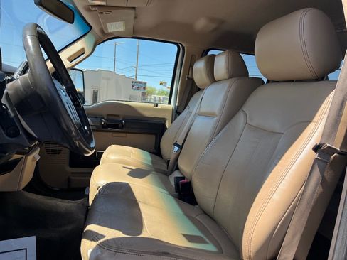 Used 2012 Ford F250 Lariat w/ Lariat Interior Pkg AWD/4WD image 25