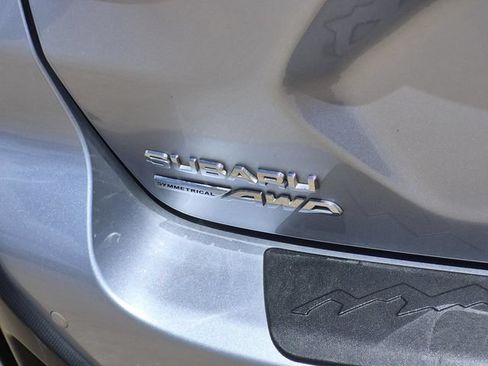 Used 2025 Subaru Crosstrek 2.5i Limited w/ Crosstrek Mirror Package AWD/4WD image 8