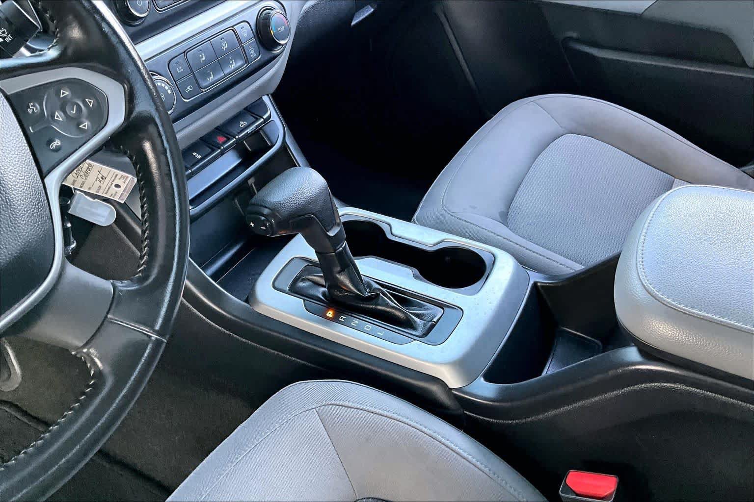 Used 2018 Chevrolet Colorado LT w/ LT Convenience Package AWD/4WD image 17