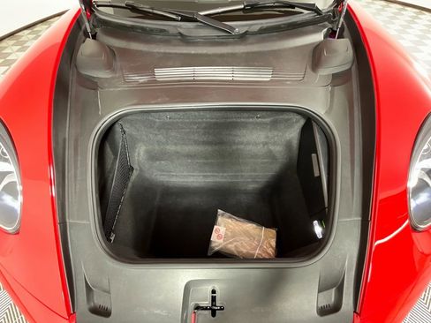 Used 2024 Porsche 911 Carrera image 25