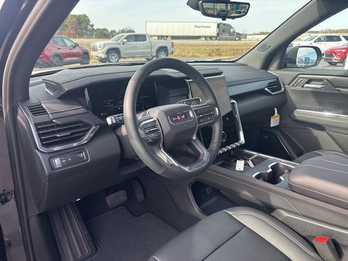 New 2026 GMC Acadia Elevation w/ Elevation Premium Package FWD image 9