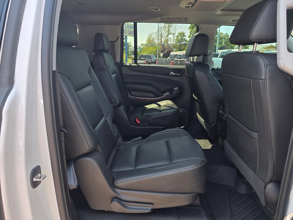 Used 2019 Chevrolet Suburban Premier AWD/4WD image 26
