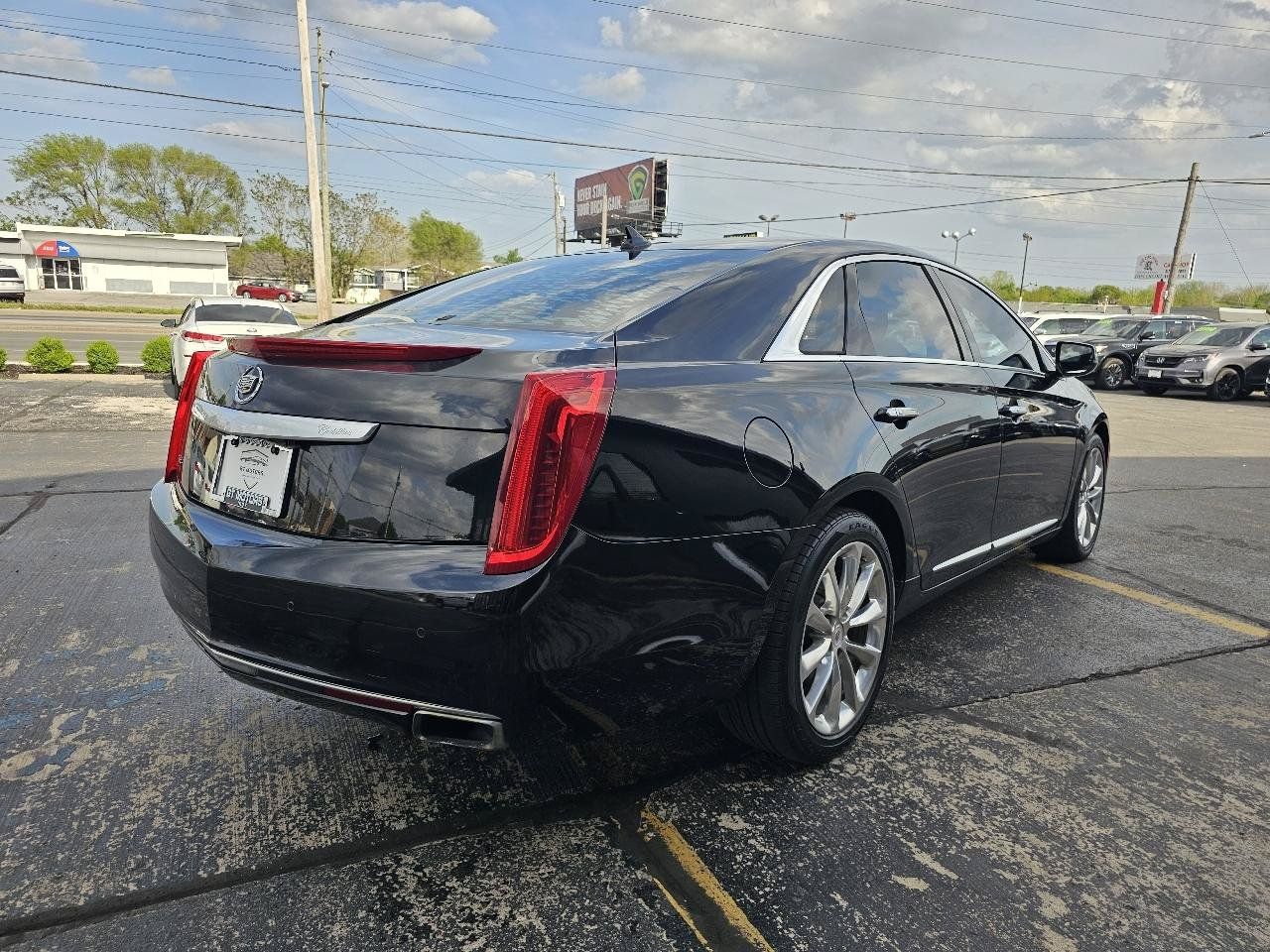 Used 2014 Cadillac XTS Luxury w/ Driver Awareness Package FWD image 5