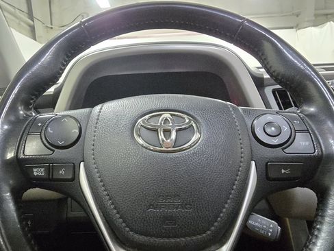 Used 2018 Toyota RAV4 XLE image 27