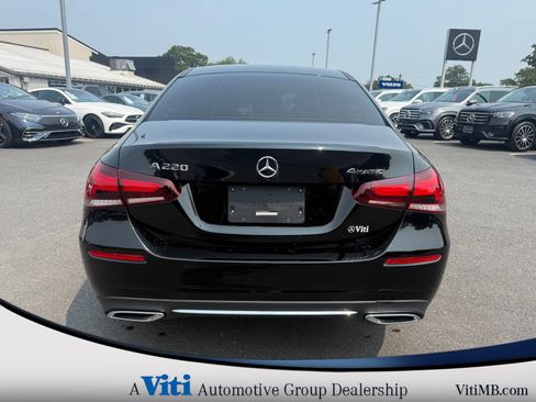 Used 2022 Mercedes-Benz A 220 4MATIC image 7