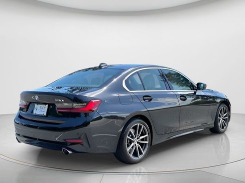 Used 2022 BMW 330i Sedan w/ Driving Assistance Package RWD image 5