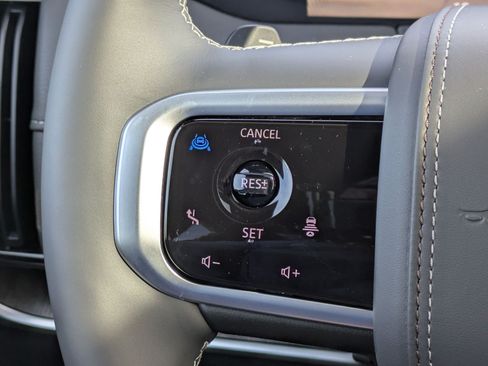 New 2026 Nissan Armada Platinum Reserve AWD/4WD image 16