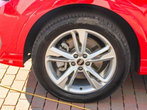 Used 2023 Audi Q3 2.0T Premium w/ 19" Wheel Package image 4