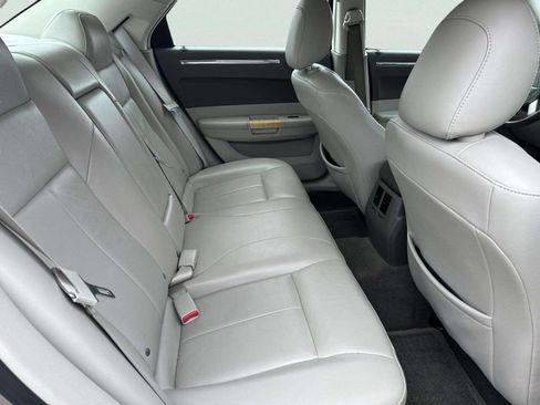 Used 2008 Chrysler 300 Limited image 14
