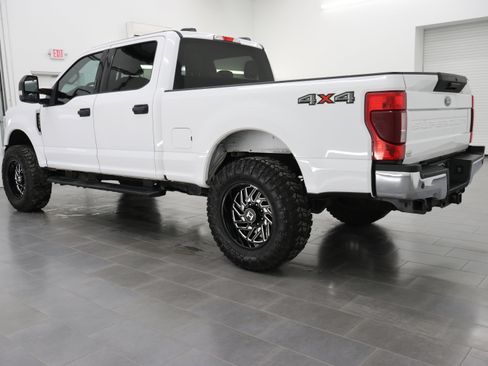 Used 2022 Ford F350 XLT w/ XLT Value Package image 6