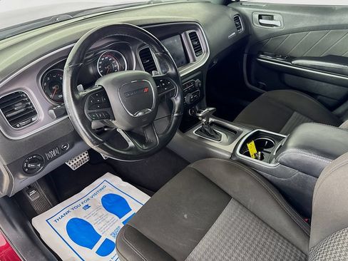 Used 2019 Dodge Charger Scat Pack w/ Dynamics Package RWD image 7