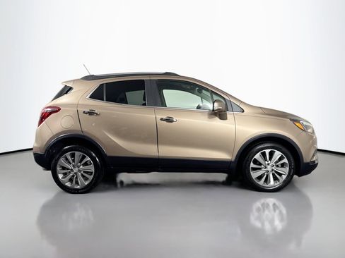 Used 2018 Buick Encore Preferred image 4