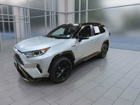 Certified 2021 Toyota RAV4 XSE AWD/4WD image 4