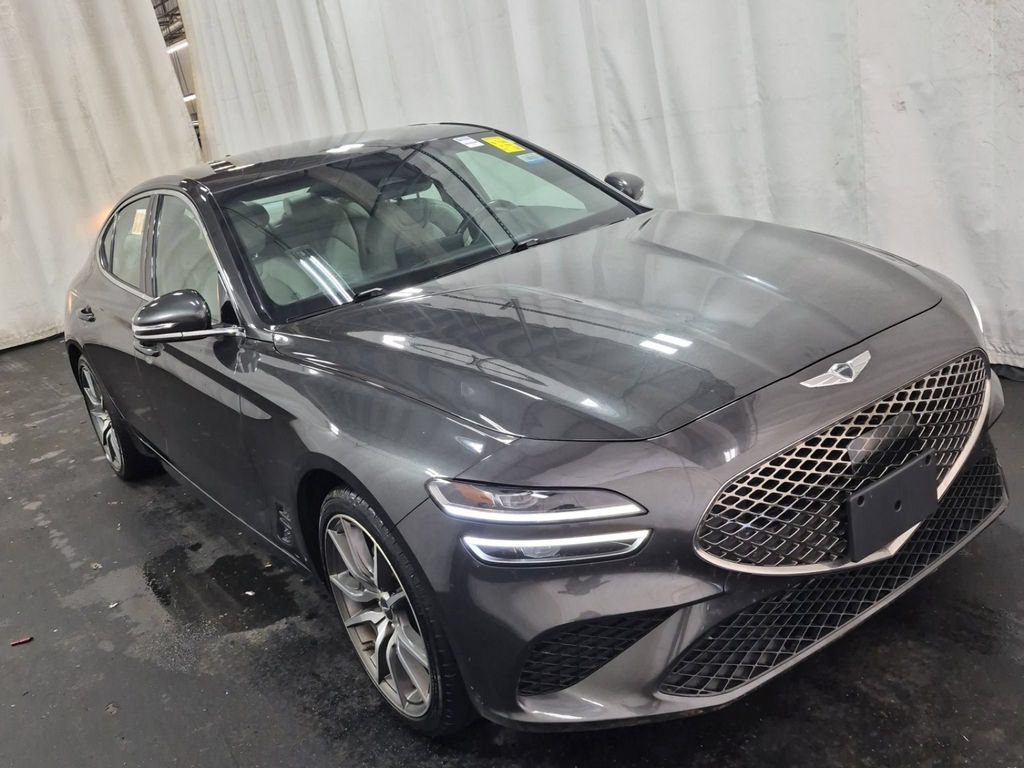 Used 2023 Genesis G70 2.0T AWD/4WD image 3