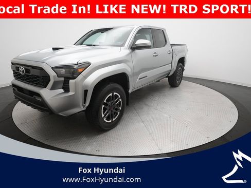Used 2024 Toyota Tacoma TRD Sport w/ TRD Sport Upgrade Package image 1