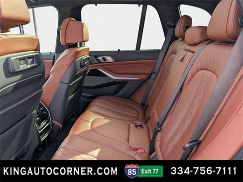 Used 2021 BMW X5 M50i w/ Executive Package image 11