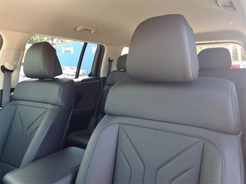 Used 2025 Hyundai Santa Fe SEL image 15