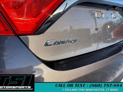 Used 2016 Toyota Camry XSE w/ Moonroof Package image 8