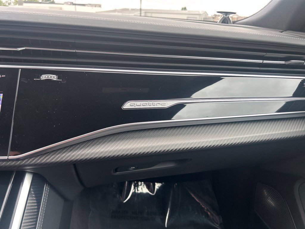 Certified 2024 Audi SQ8 Prestige AWD/4WD image 29